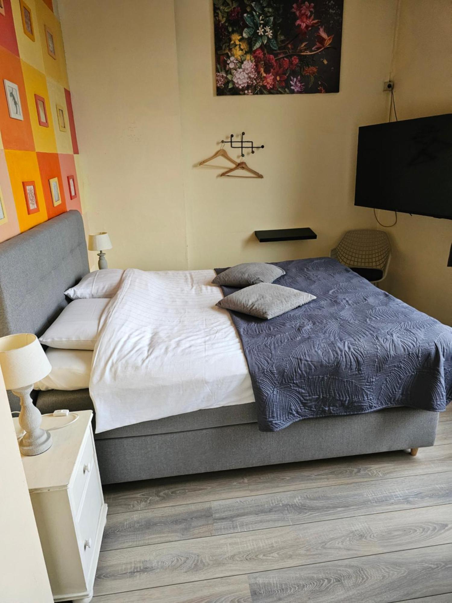Le Bonheur Hotel 2*
