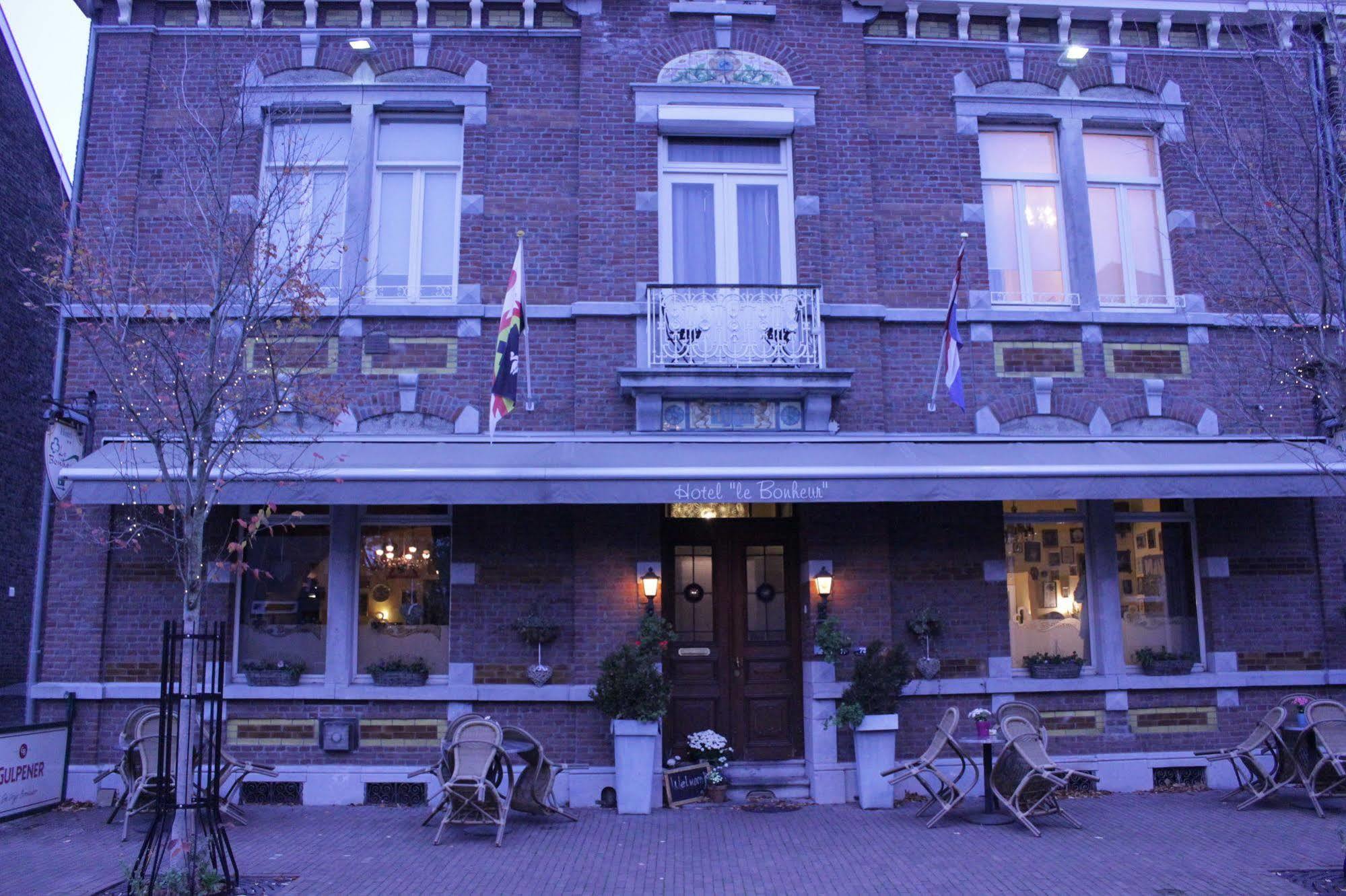 Hotel Le Bonheur 2*