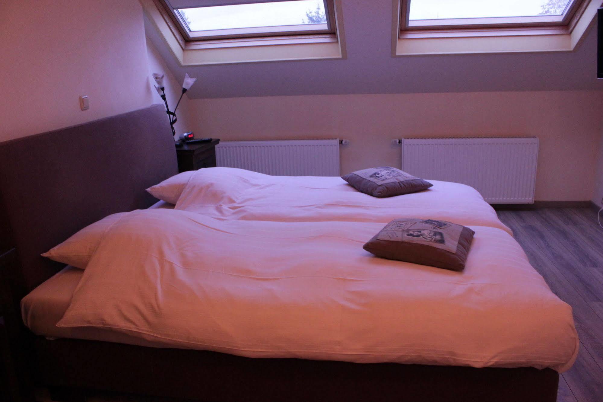 Le Bonheur Hotel 2*